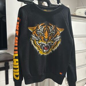 AN Tiger Pullover